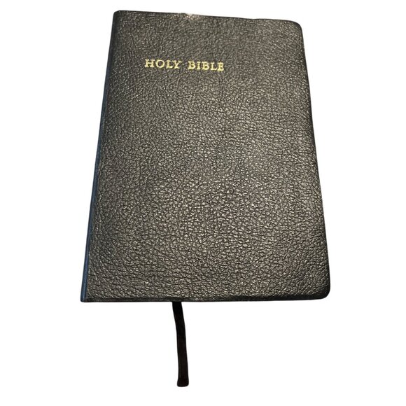 Holy Bible Revised Standard Version Leather Comfort Edition USA 1952 Edition - Picture 2 of 8